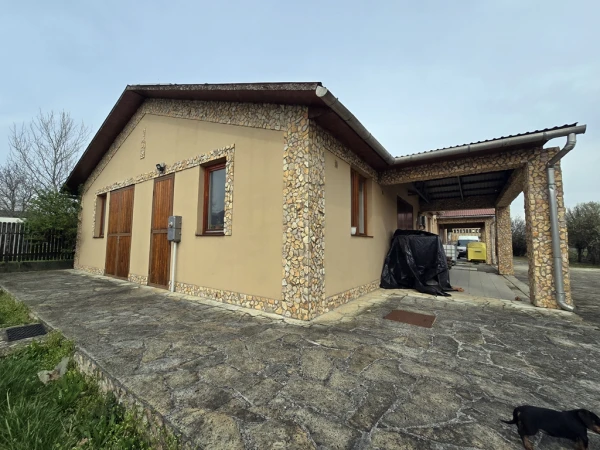Eladó Telek Bodrogolaszi 1891 m2 