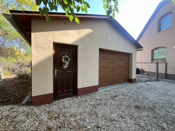 Eladó Ház Solt 254 m2 