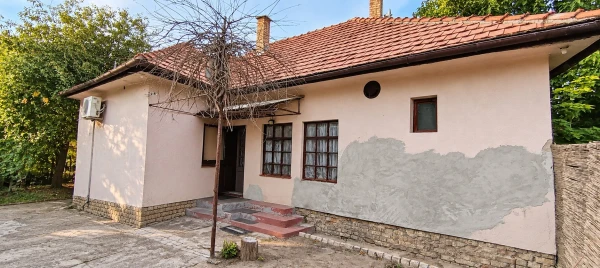Eladó Ház Cegléd 74 m2 
