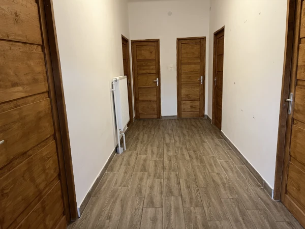 Eladó Ház Dány 180 m2 