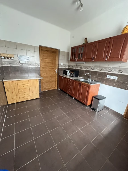 Eladó Ház Dány 180 m2 