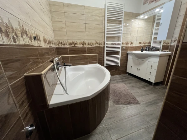 Eladó Ház Dány 180 m2 