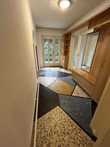 Eladó Ház Dány 180 m2 