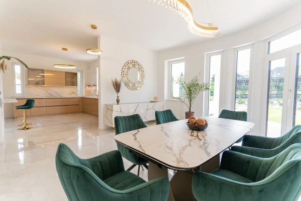 Eladó Ház Budaörs 480 m2 