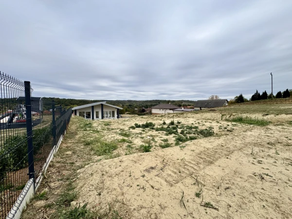 Eladó Ház Bocfölde 216 m2 