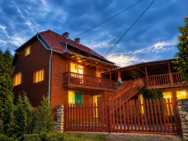 Eladó Ház Szilvásvárad 386 m2 