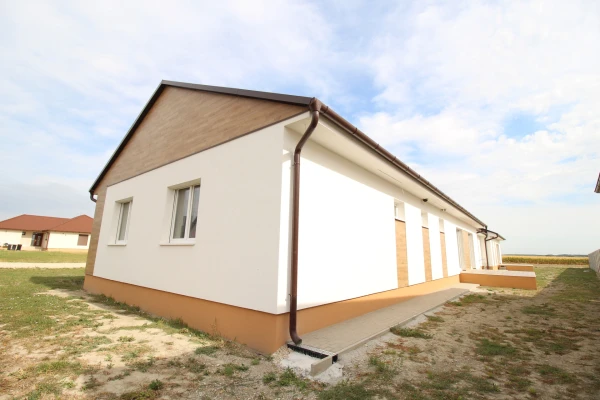 Eladó Ház Dunaszeg 191 m2 