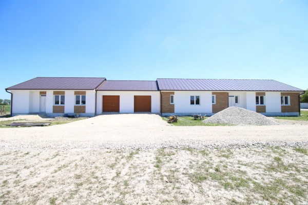 Eladó Ház Dunaszeg 191 m2 