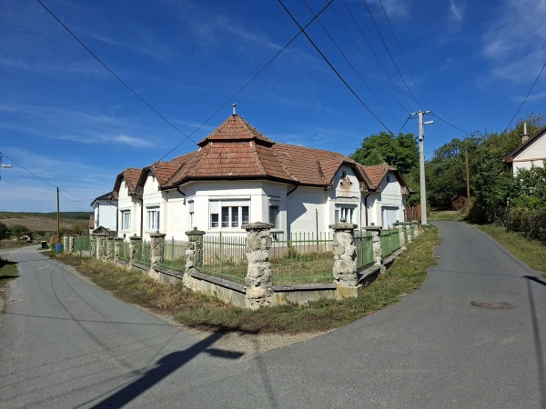 Eladó Ház Etes 190 m2 