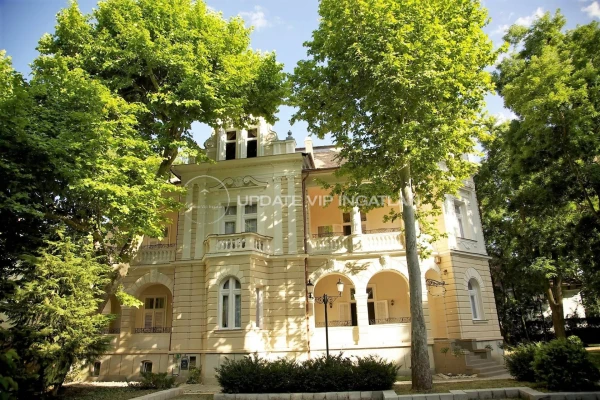 Eladó Ház Siófok 642 m2 