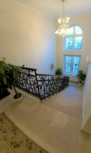 Eladó Ház Siófok 642 m2 