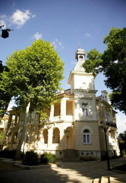 Eladó Ház Siófok 642 m2 