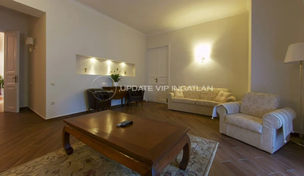 Eladó Ház Siófok 642 m2 