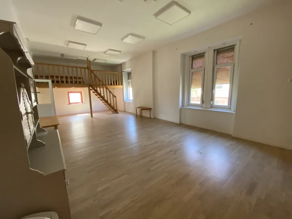 Eladó Ház Kecskemét 225 m2 