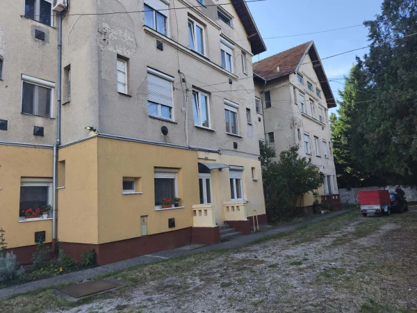 Eladó Lakás Szolnok 67 m2 